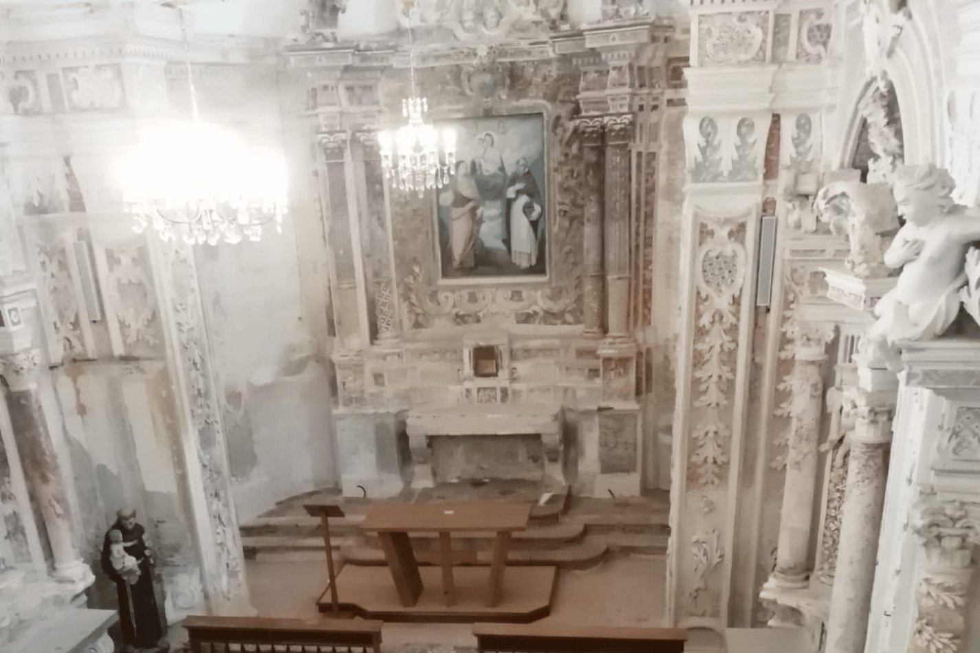 Foto chiesa pre-restauro