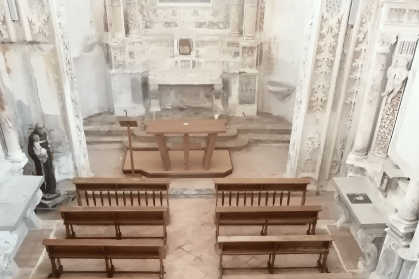 Foto chiesa pre-restauro
